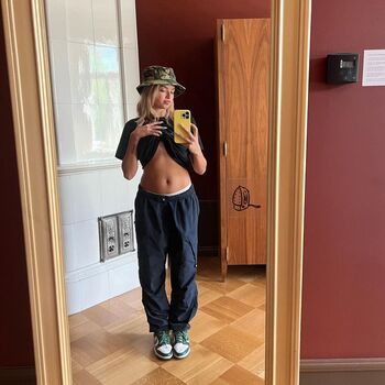 Full leaked Joalin loukamaa private onlyfans photo