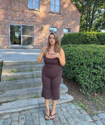 Full leaked Joannvdherik private onlyfans photo