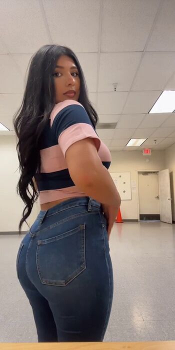 Full leaked Jocelyn nm private onlyfans photo