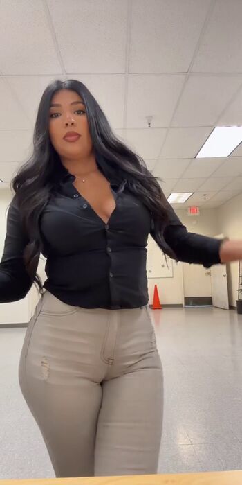 Full leaked Jocelyn nm private onlyfans photo