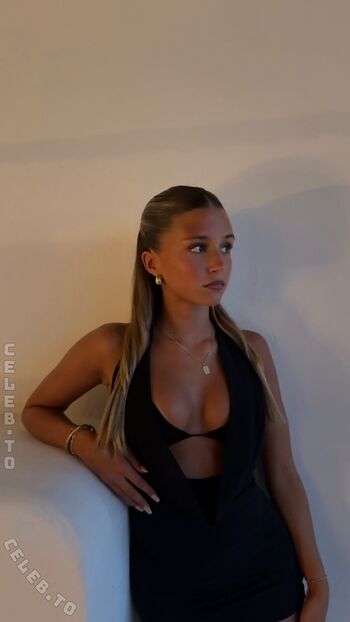Full leaked Josefine scholl private onlyfans photo