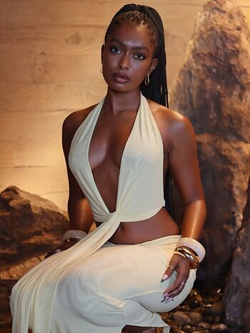 Jourdan Riane