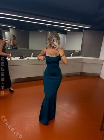 Full leaked Juleee private onlyfans photo
