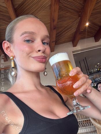Full leaked Julemariep private onlyfans photo