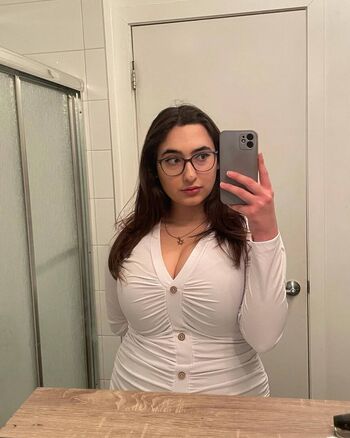Full leaked Julia ain private onlyfans photo