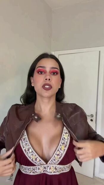 Full leaked Julia alvarengaa private onlyfans photo
