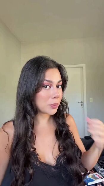 Julia_alvarengaa