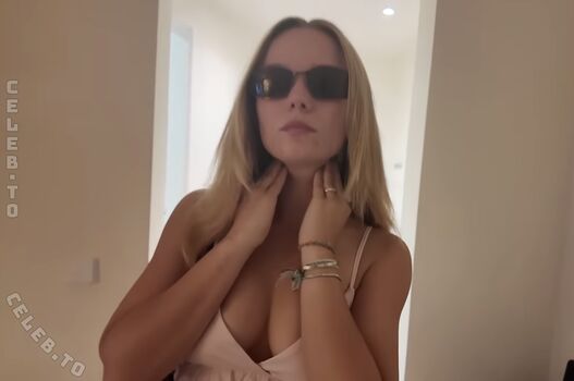 Full leaked Julia beautx private onlyfans photo