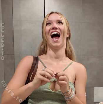 Full leaked Julia beautx private onlyfans photo