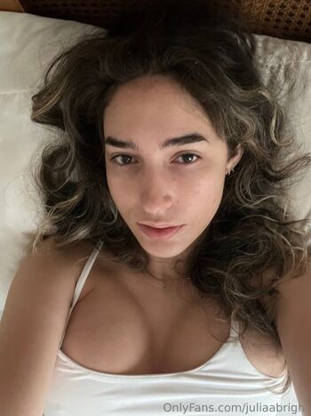 Julia Bright