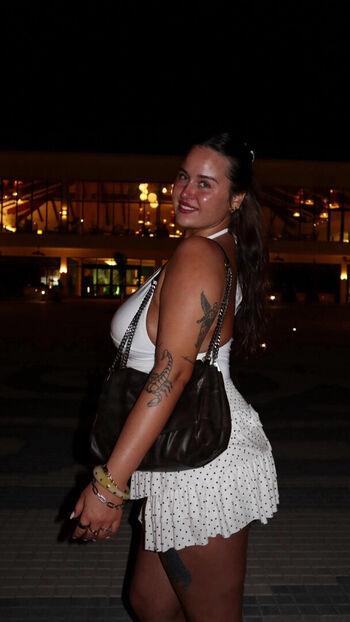 Full leaked Julia dube private onlyfans photo