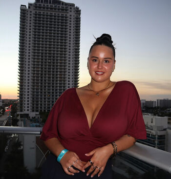 Full leaked Julia dube private onlyfans photo