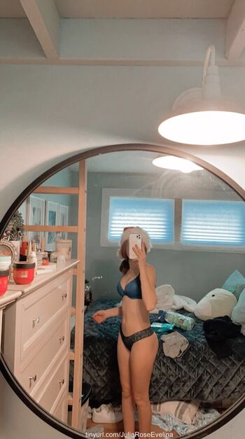 Full leaked Julia evelina rose private onlyfans photo