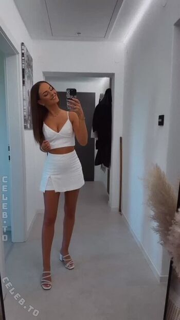Full leaked Julia hofer private onlyfans photo