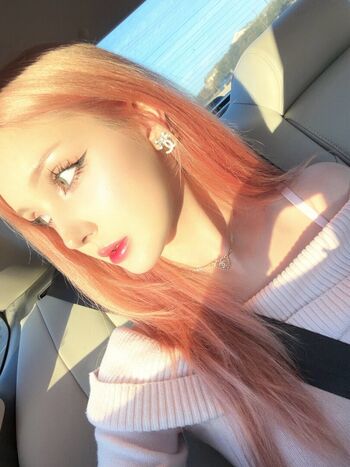 Julia Majch | Shieru