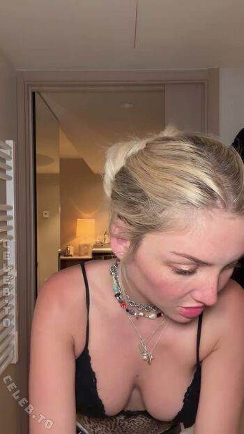 Full leaked Julia wulf page private onlyfans photo