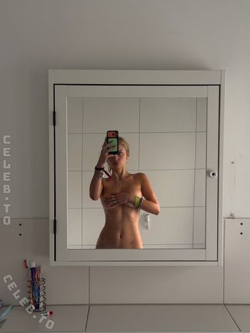 Full leaked Julia wulf private onlyfans photo
