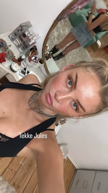 Full leaked Julia wulf page private onlyfans photo