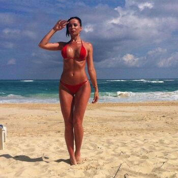 Full leaked Julialenai private onlyfans photo