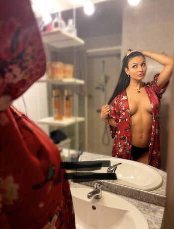 Full leaked Julie lsm private onlyfans photo