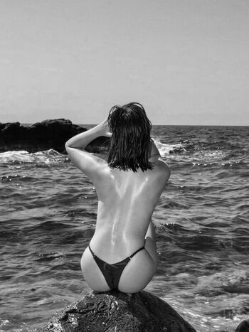 Full leaked Julieczr private onlyfans photo