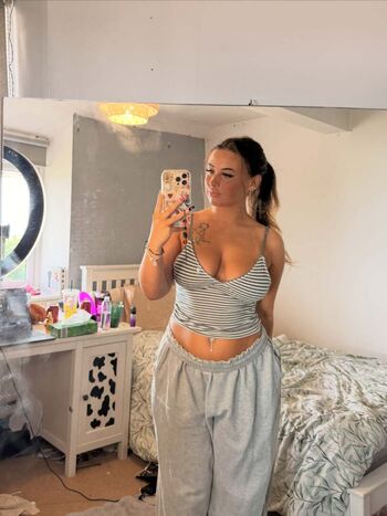 Full leaked Juliette page private onlyfans photo