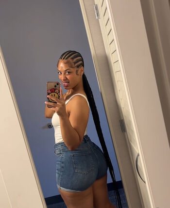 Full leaked Kldhearted y private onlyfans photo