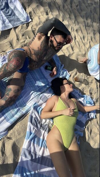 Full leaked Kacey musgraves private onlyfans photo