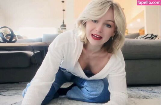 Full leaked Kallmekris private onlyfans photo