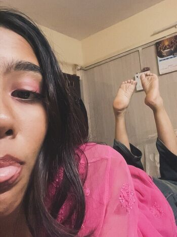 Full leaked Kamkshi private onlyfans photo