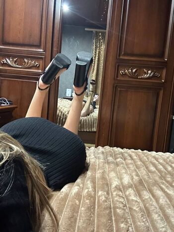 Full leaked Kamilla soles page private onlyfans photo