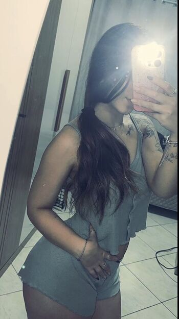 Full leaked Kamisristow private onlyfans photo