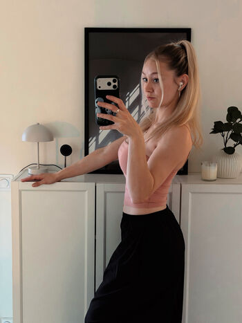 Full leaked Kandyland private onlyfans photo