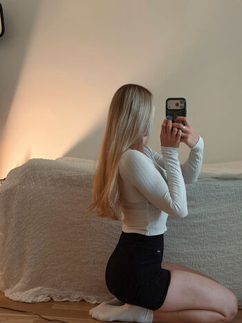 Full leaked Kandyland private onlyfans photo