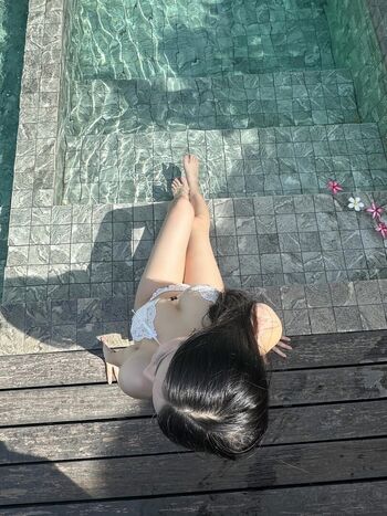Full leaked Kanyxxon private onlyfans photo