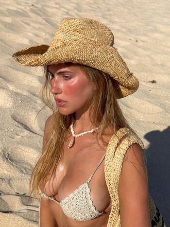 Full leaked Kara del toro private onlyfans photo