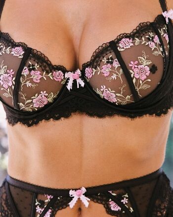 Full leaked Kara del toro page private onlyfans photo