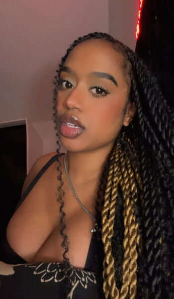 Full leaked Kara frenchie shore private onlyfans photo