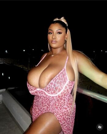 Full leaked Karachika private onlyfans photo