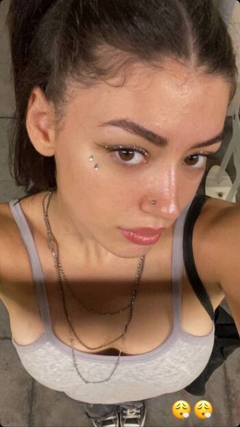 Full leaked Kardelen aknc page private onlyfans photo
