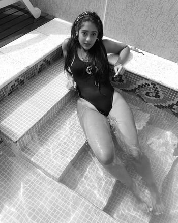 Full leaked Karen fiorella espinoza page private onlyfans photo