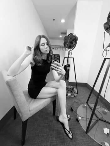 Full leaked Karen gillan page private onlyfans photo