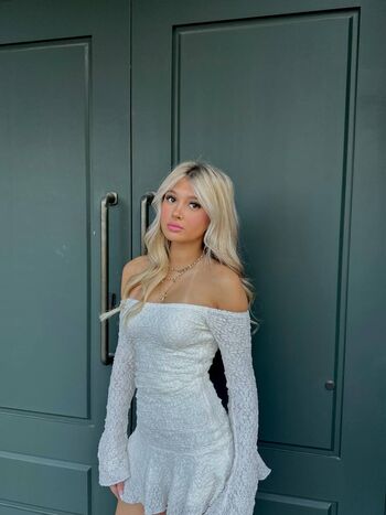 Full leaked Karenamikus private onlyfans photo