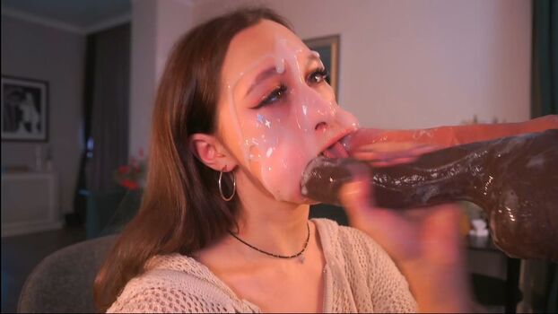 Full leaked Karolineneuer page private onlyfans photo