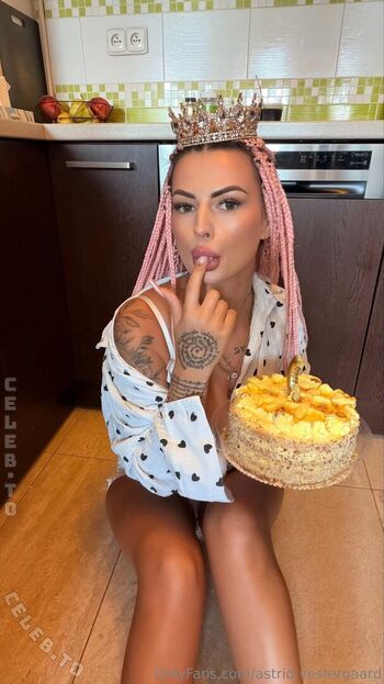Full leaked Karolinka ofi page private onlyfans photo