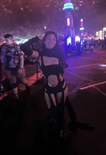 Full leaked Karolyn private onlyfans photo