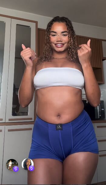 Full leaked Karolyne private onlyfans photo