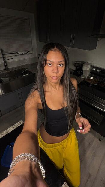 Full leaked Karrahbooo private onlyfans photo