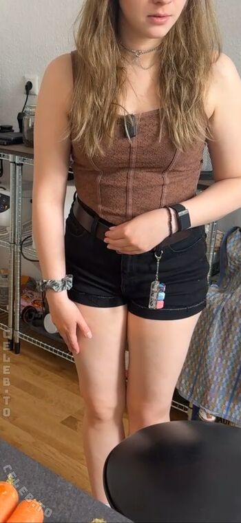 Full leaked Katazuri private onlyfans photo