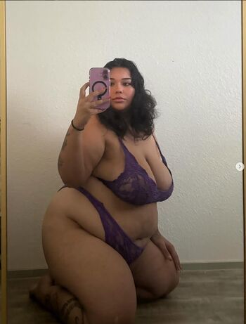 Full leaked Katelynmundon private onlyfans photo